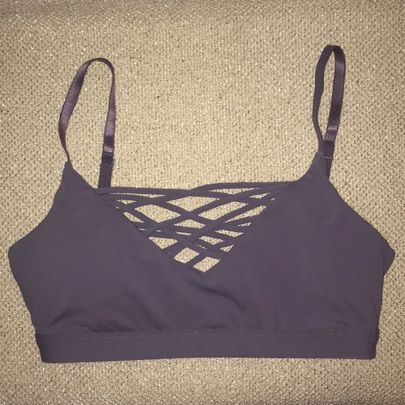 Fabletics Lenni Strappy Sports Bra Fabletics - Picture 4 of 6